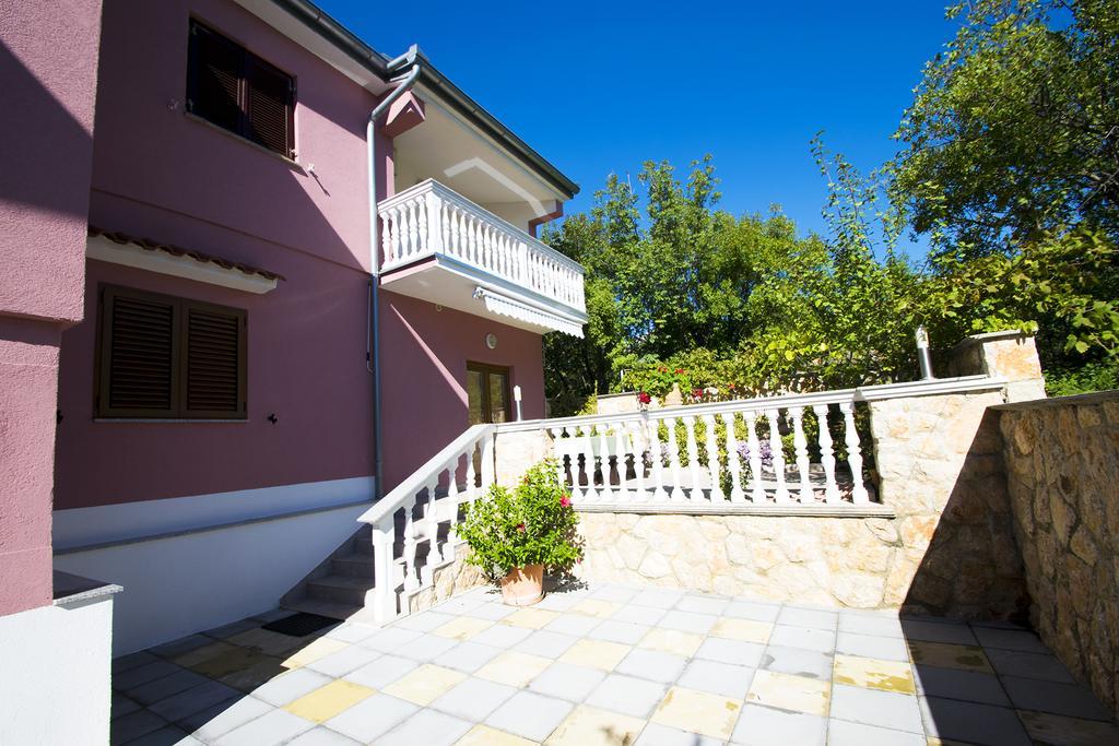 Apartments Zile Starigrad Paklenica Eksteriør bilde