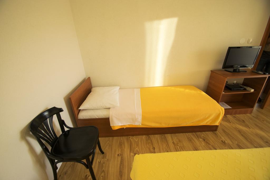 Apartments Zile Starigrad Paklenica Rom bilde