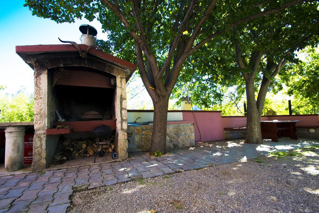 Apartments Zile Starigrad Paklenica Eksteriør bilde