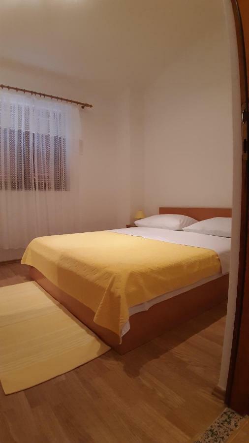 Apartments Zile Starigrad Paklenica Eksteriør bilde