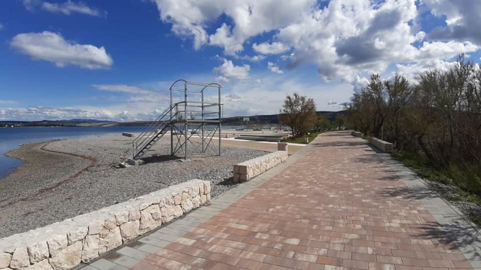 Apartments Zile Starigrad Paklenica Eksteriør bilde
