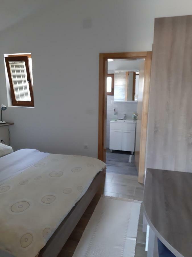 Apartments Zile Starigrad Paklenica Eksteriør bilde