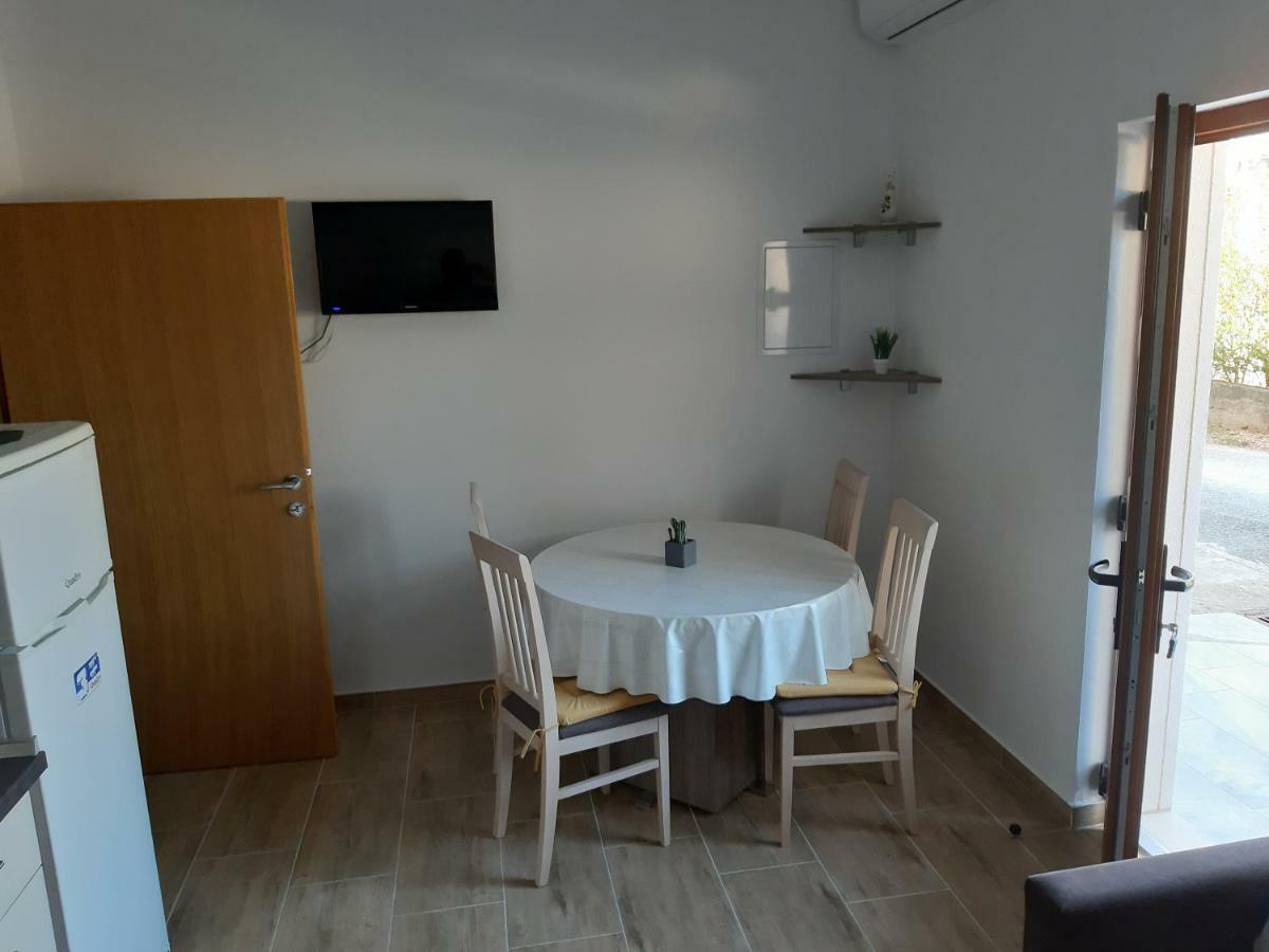 Apartments Zile Starigrad Paklenica Eksteriør bilde