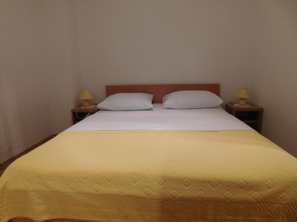 Apartments Zile Starigrad Paklenica Eksteriør bilde