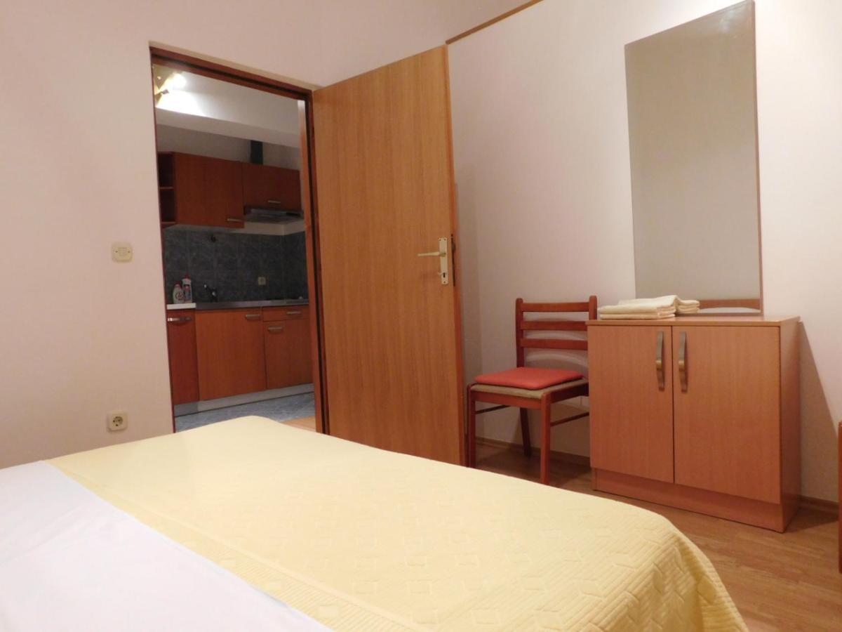 Apartments Zile Starigrad Paklenica Eksteriør bilde