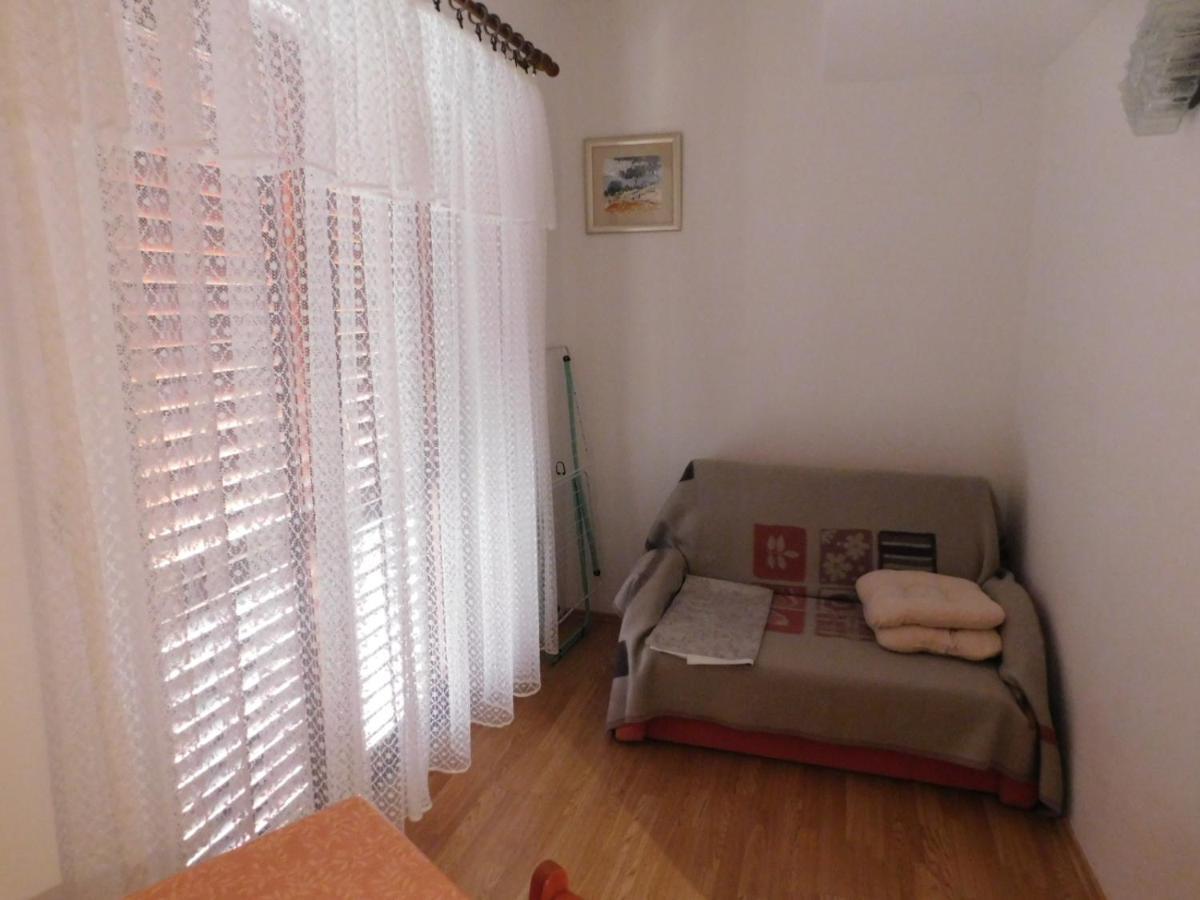 Apartments Zile Starigrad Paklenica Eksteriør bilde